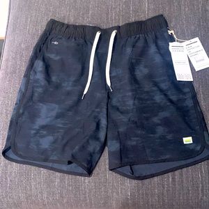 Vuori NWT Banks Shorts